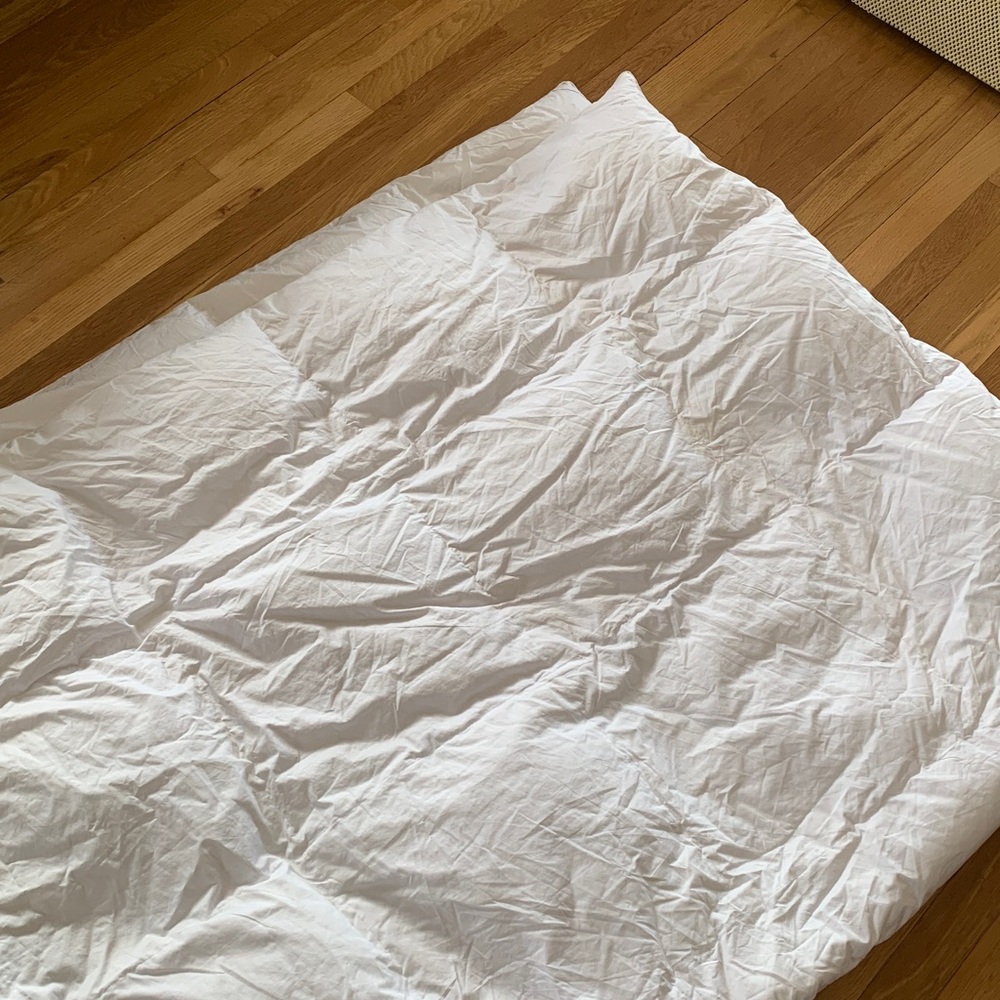 Hotel Suite Luxury Bedding Down Comforter Full/ Queen - Picture 5 of 7